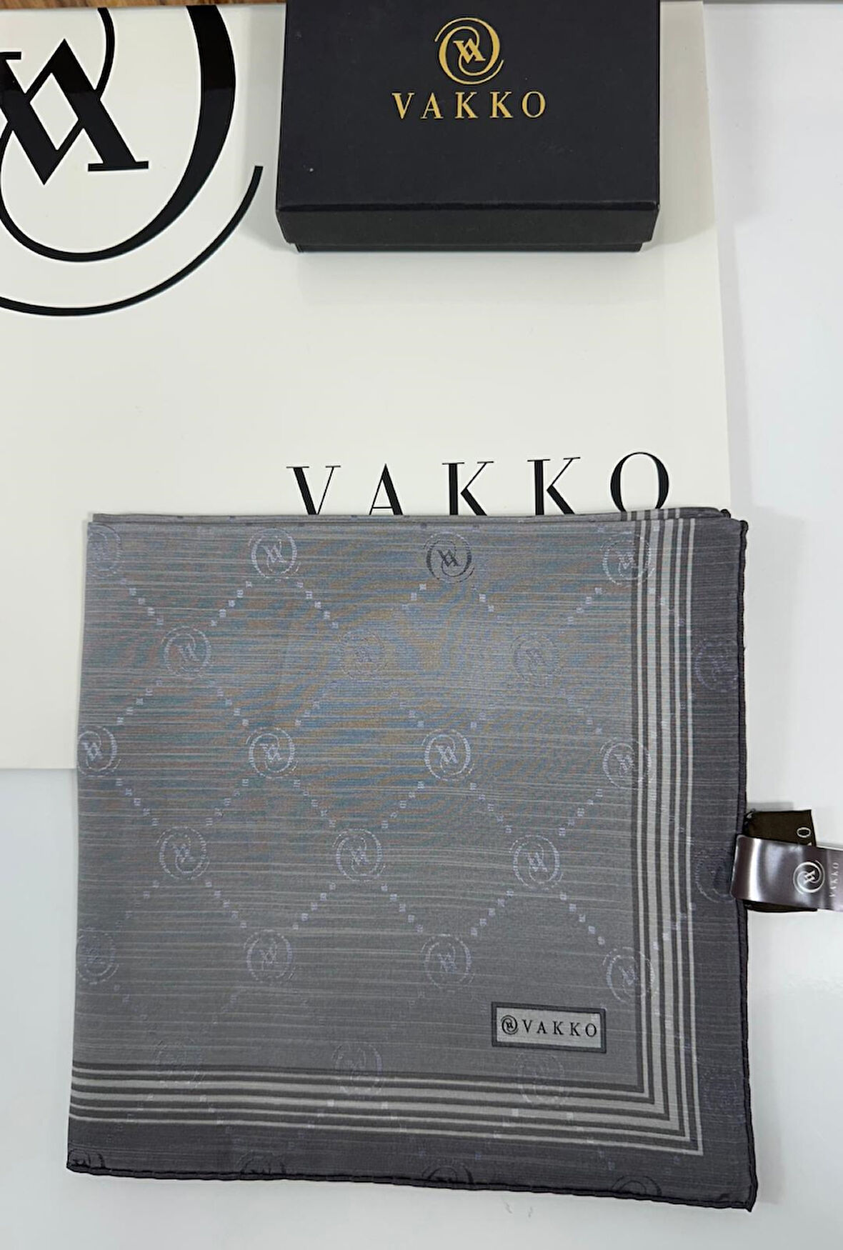 Vakko 90x90 Pamuk İpek Pano Eşarp - 05468