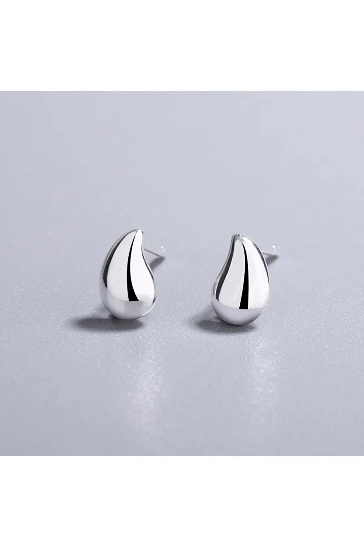 925 Ayar Gümüş Mini Su Damlası Küpe