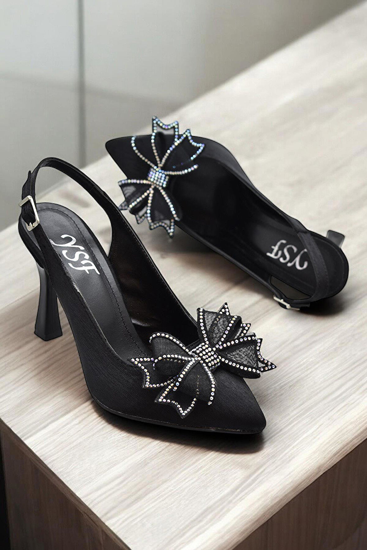 6513 Fiyonklu Taşlı 9cm Kadın Topuklu Ayakkabı Abiye Düğün Nişan Ayakkabısı