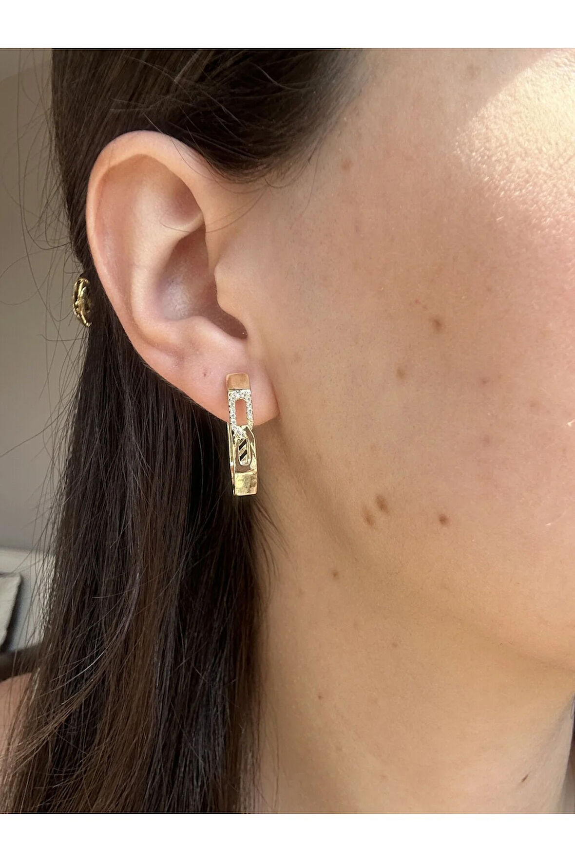 Işıltılı Tasarım Form Küpe