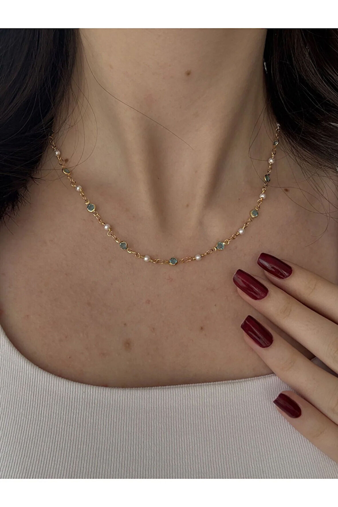 Mavi İşlemeli Gold Kolye