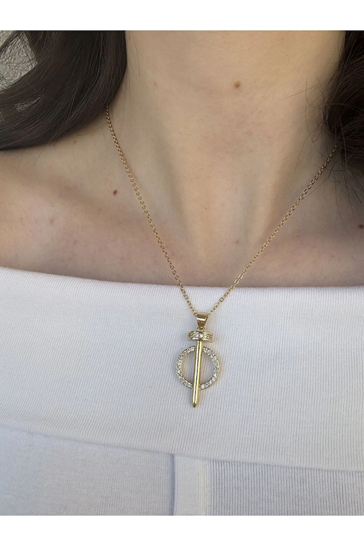 Çivi Tasarım Kolye