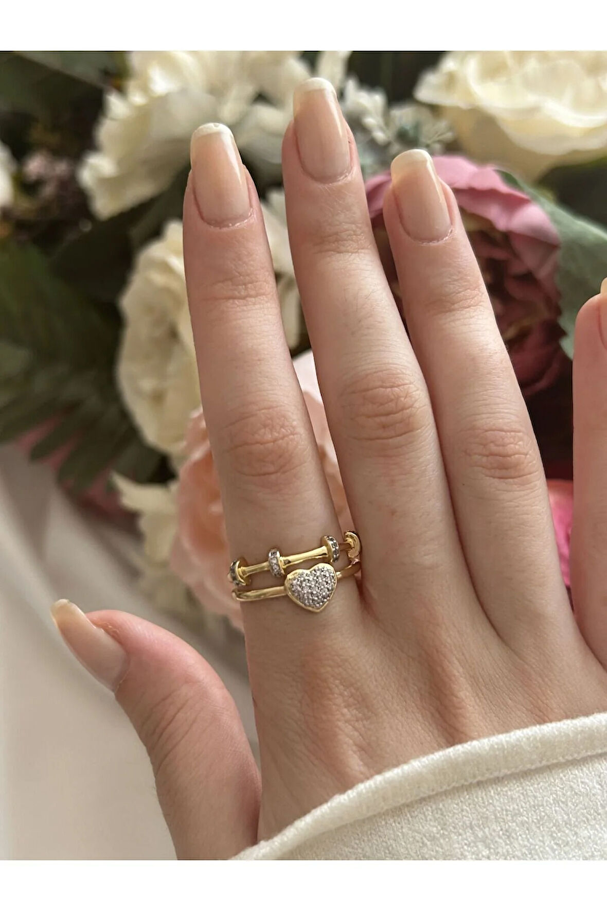 Çift Sıra Kalp Detaylı Yüzük