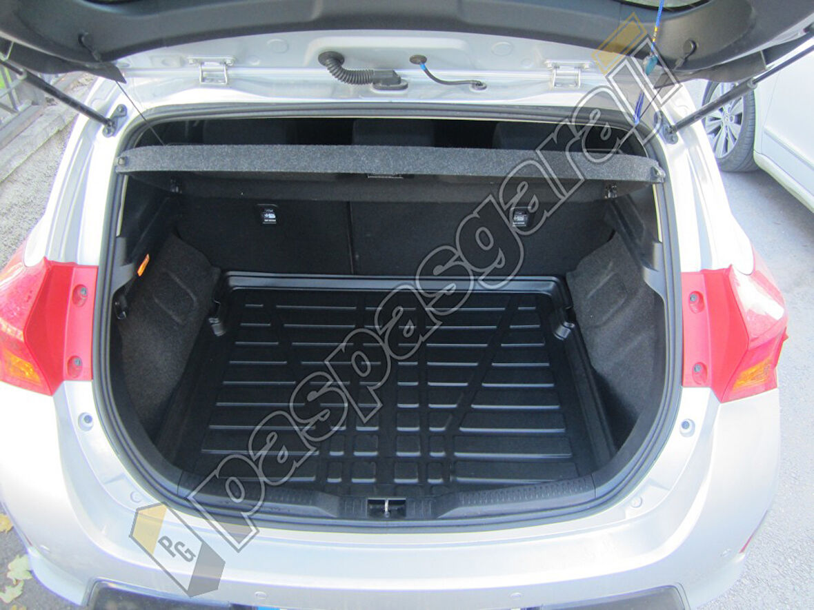 Toyota Auris Bagaj Havuzu 2013-2019 Arası
