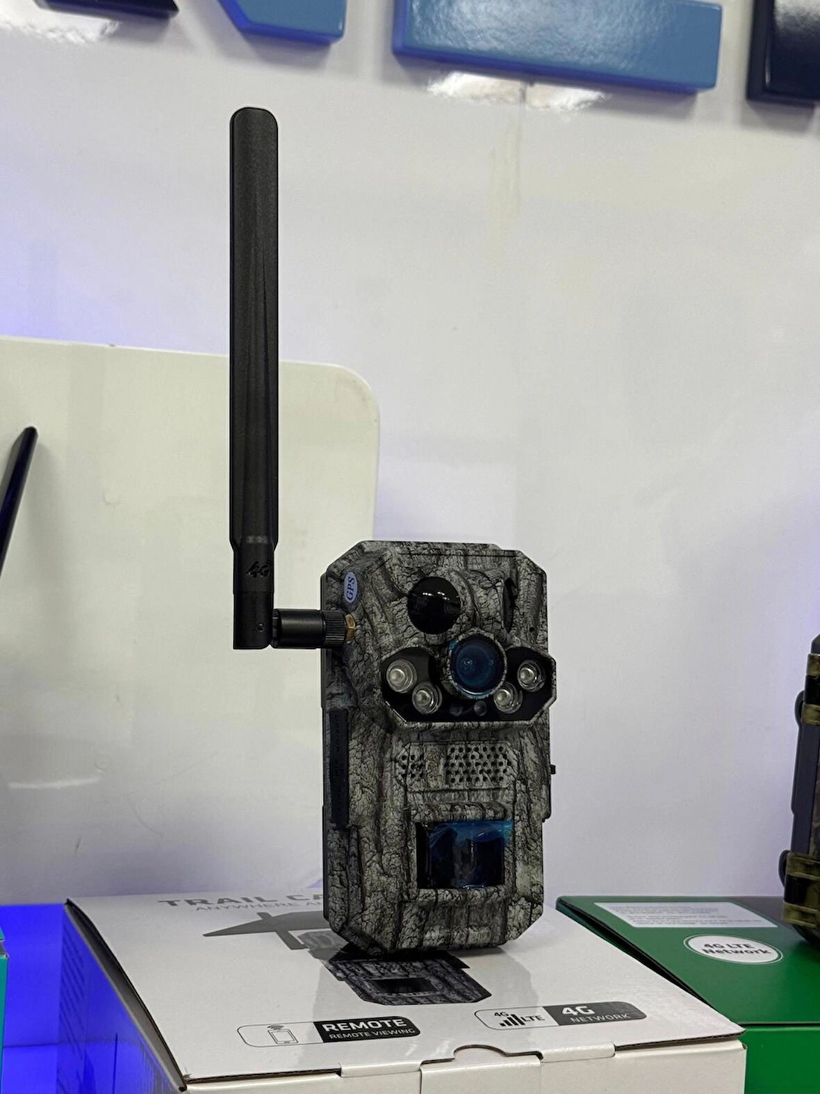 AV-S443H 3mp 4g Solar Panelli Gps Black Light Fotokapan Gece Görüşlü Sesli Kamera