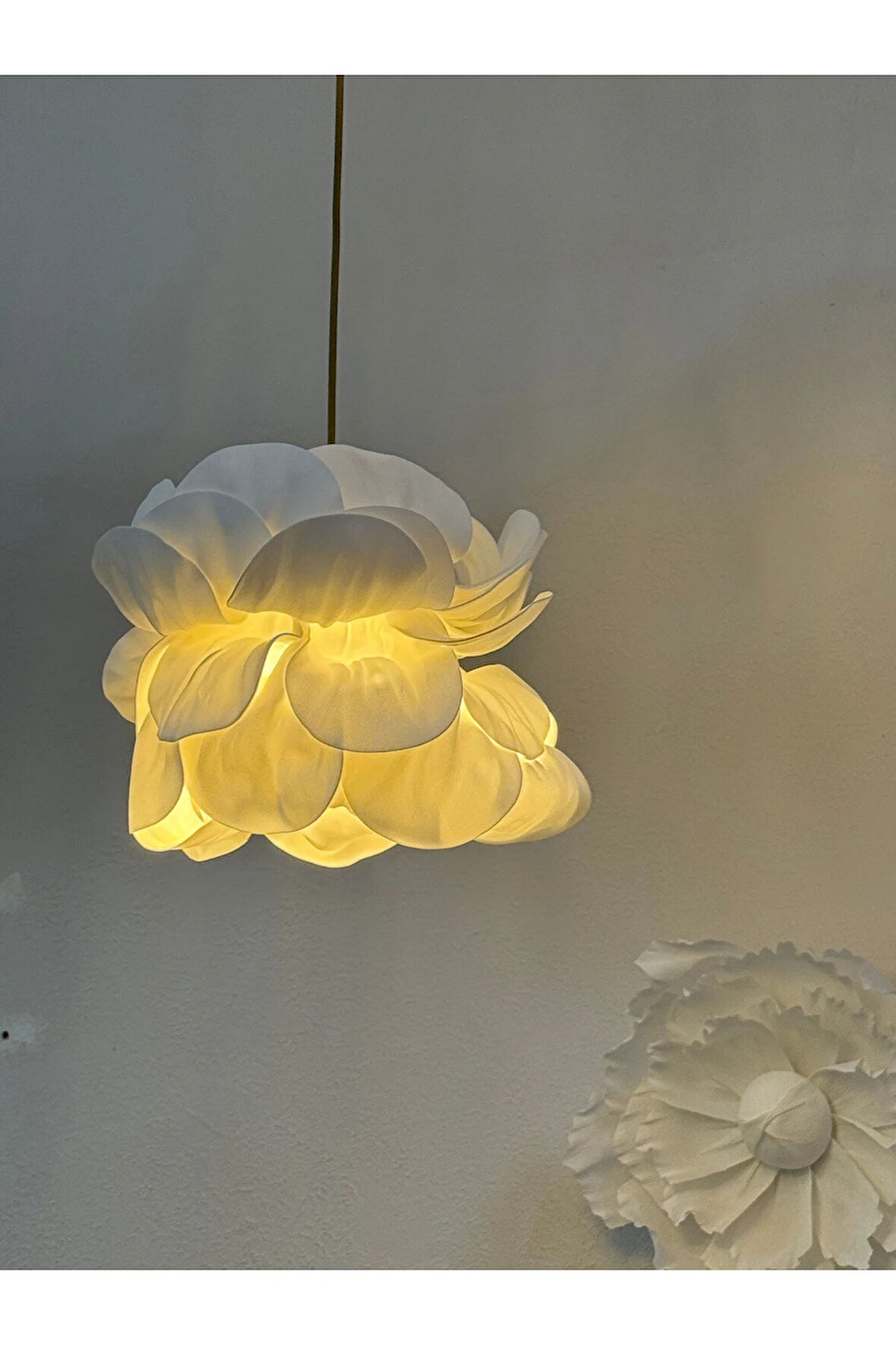 Modern Eva Anemon Beyaz Tasarım Sarkıt Avize 30 cm