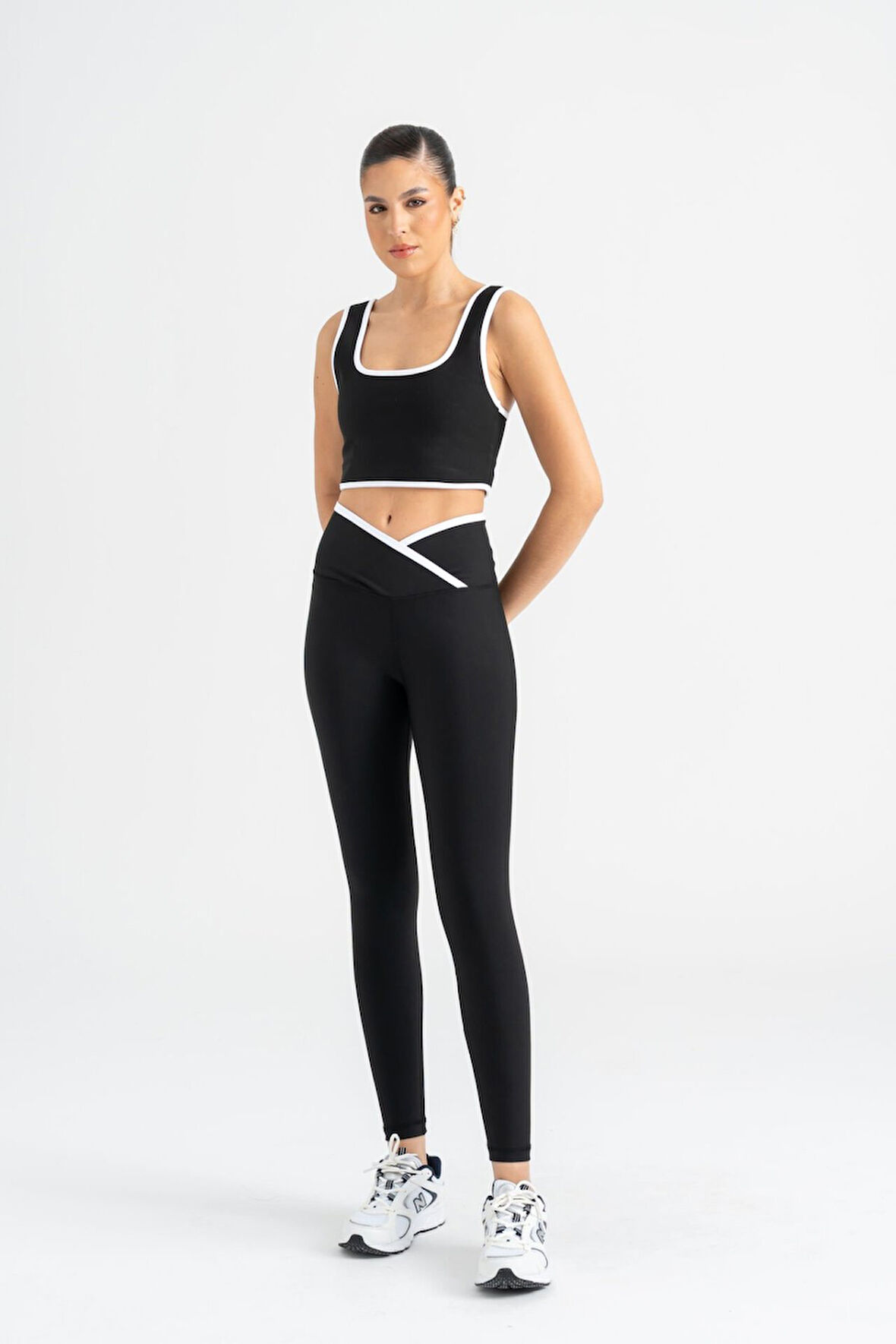 Ve Bel Dar Kesim Kontrast Spor Tayt