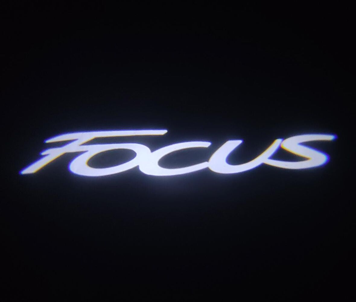 Ford Focus Araçlar İçin Pilli Yapıştırmalı Kapı Altı Led Logo