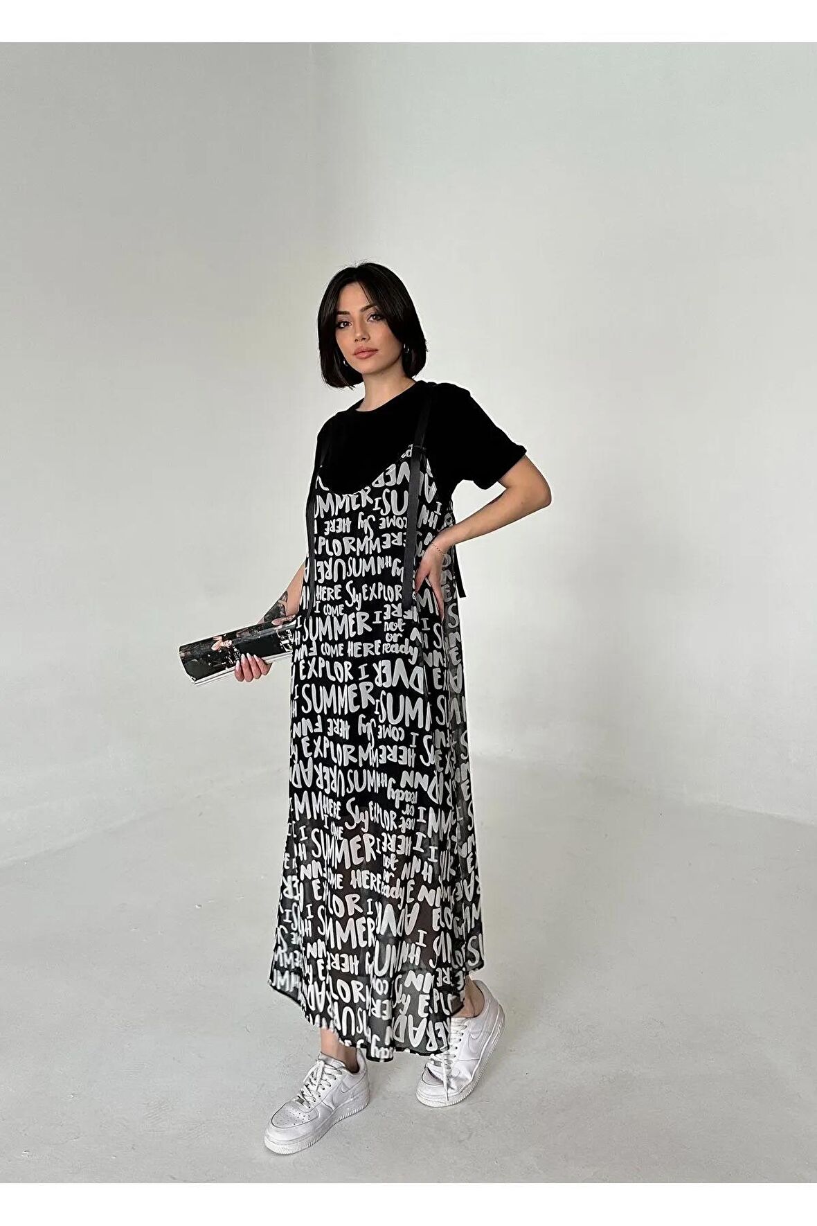 Çift parça görünümlü sloganlı elbise