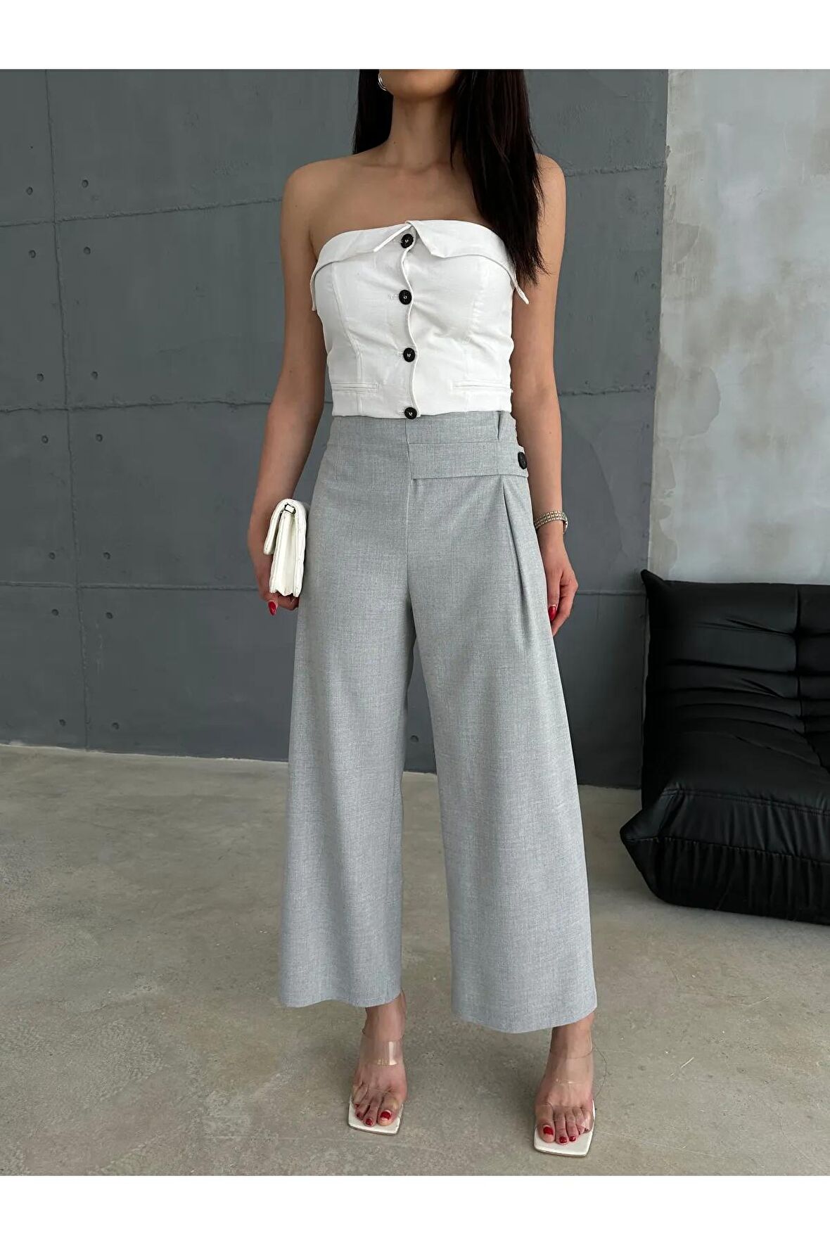 Önü düğmeli ve pens detaylı bantlı pantolon