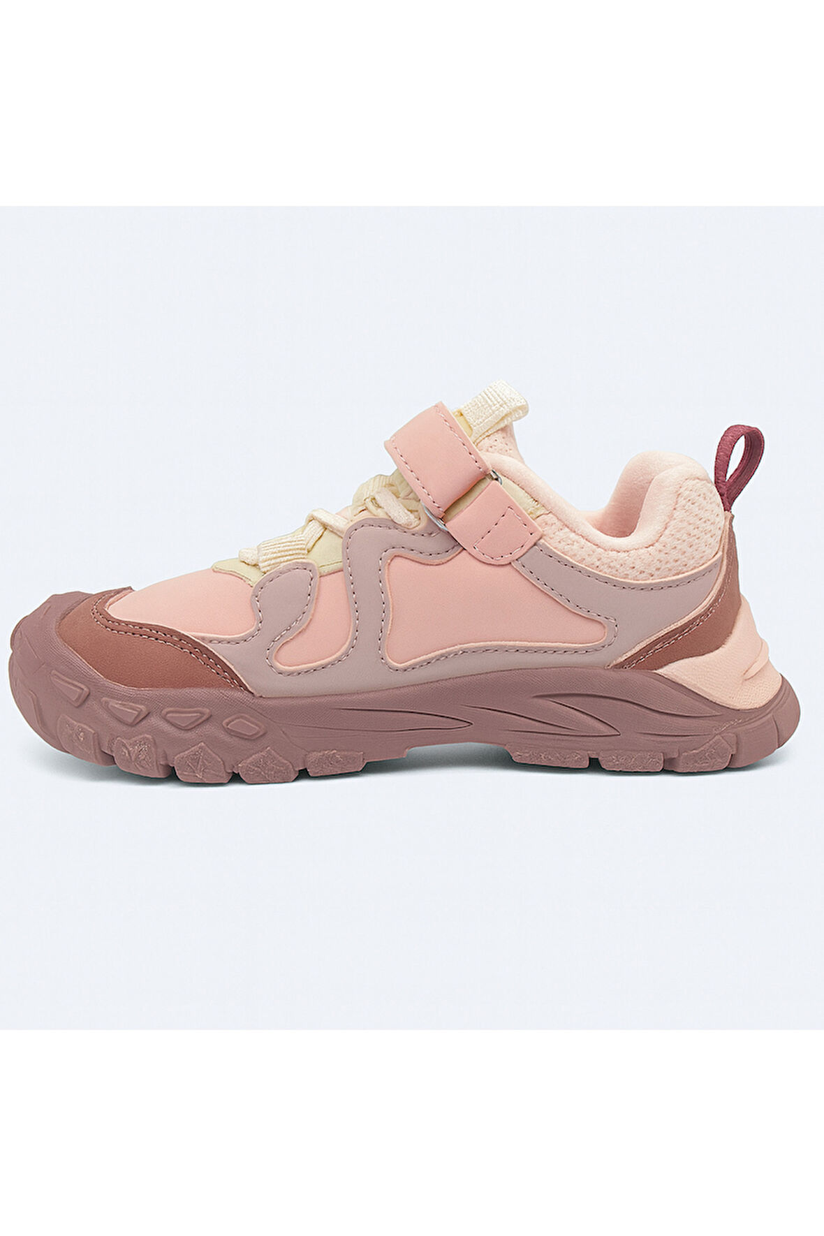 Marcokids 22678 Outdoor Çocuk Spor Ayakkabı – Rahat, Kaymaz ve Dayanıklı Tabanlı