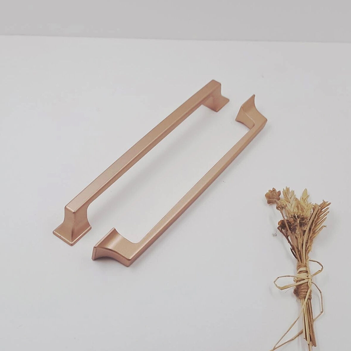 Ay-Az Kulp Kürdevan 160MM Modern Şık Metal Rose Gold Mutfak Banyo Dolap Çekmece Kulpu