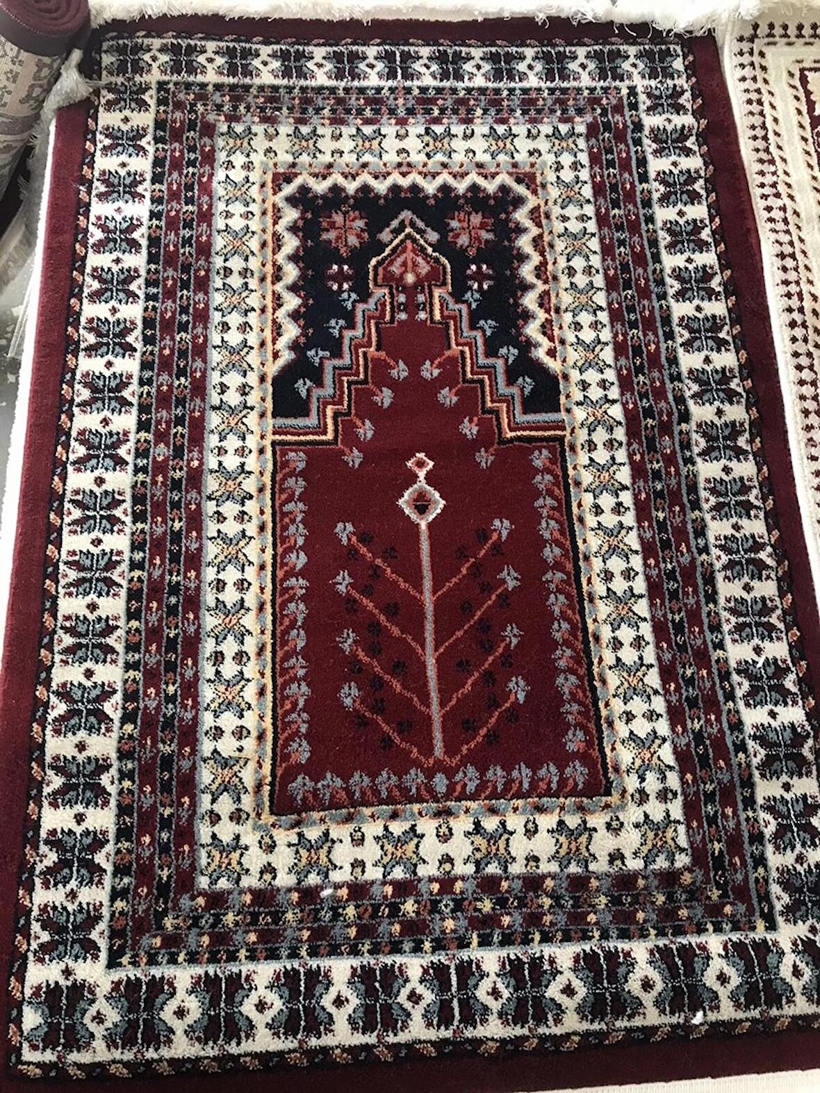 Namazlık yün KIRMIZI  A ++ kalite