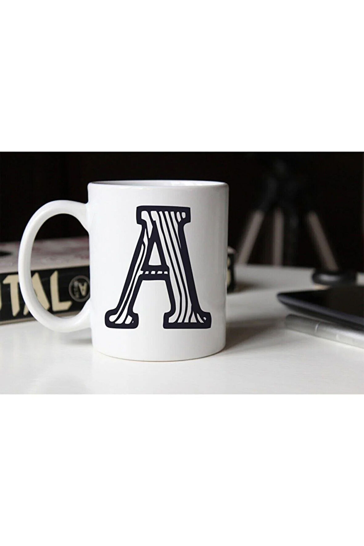 Siyah Beyaz Çizgili A Harfli Porselen Kupa Tfsbh-001