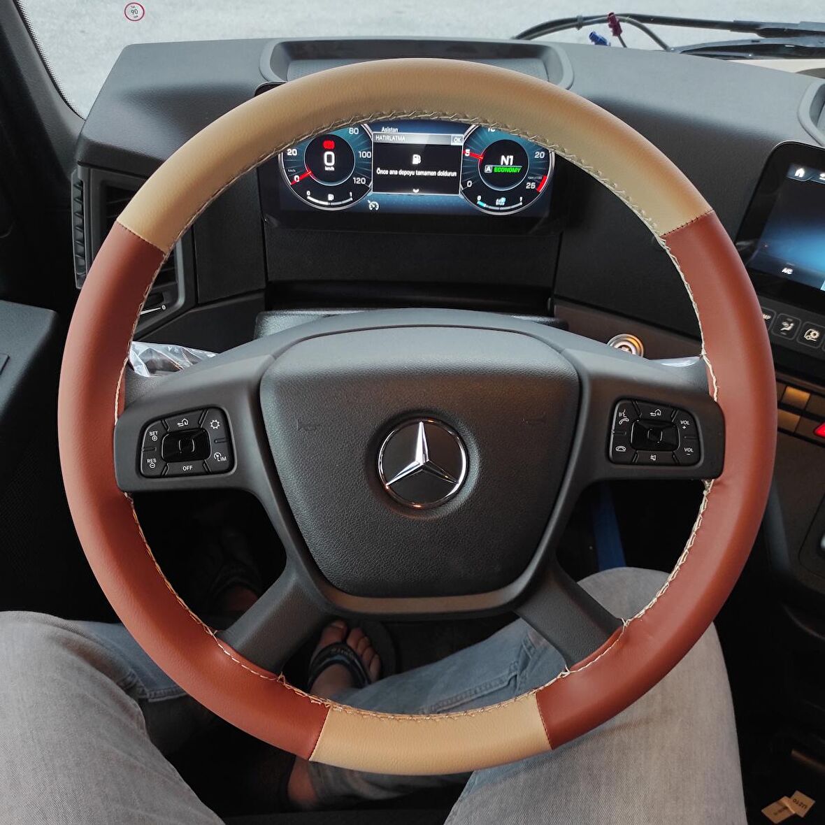 Mercedes Actors L Direksiyon Kılıfı