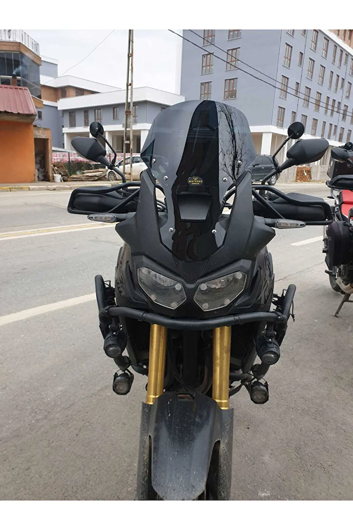 Honda Afrika Twin CRF 1000 Siperlik Ön Cam 2016 2020 Model 45cm Siyah Renkli 4mm KISA CAM
