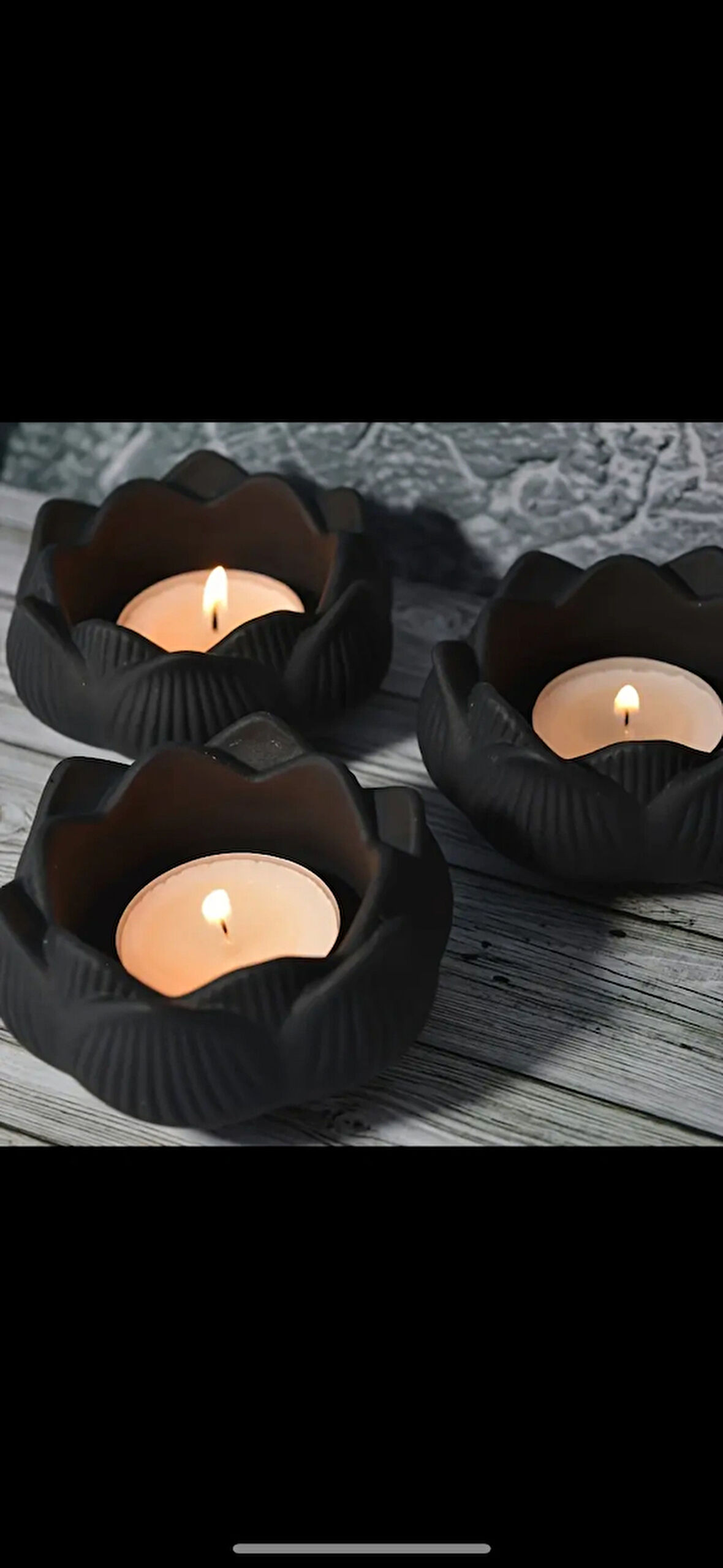 Siyah Lotus Şeklinde Taş Tozu Tealight Mum ve Mumluk Seti – Modern ve Şık Dekoratif Ürün