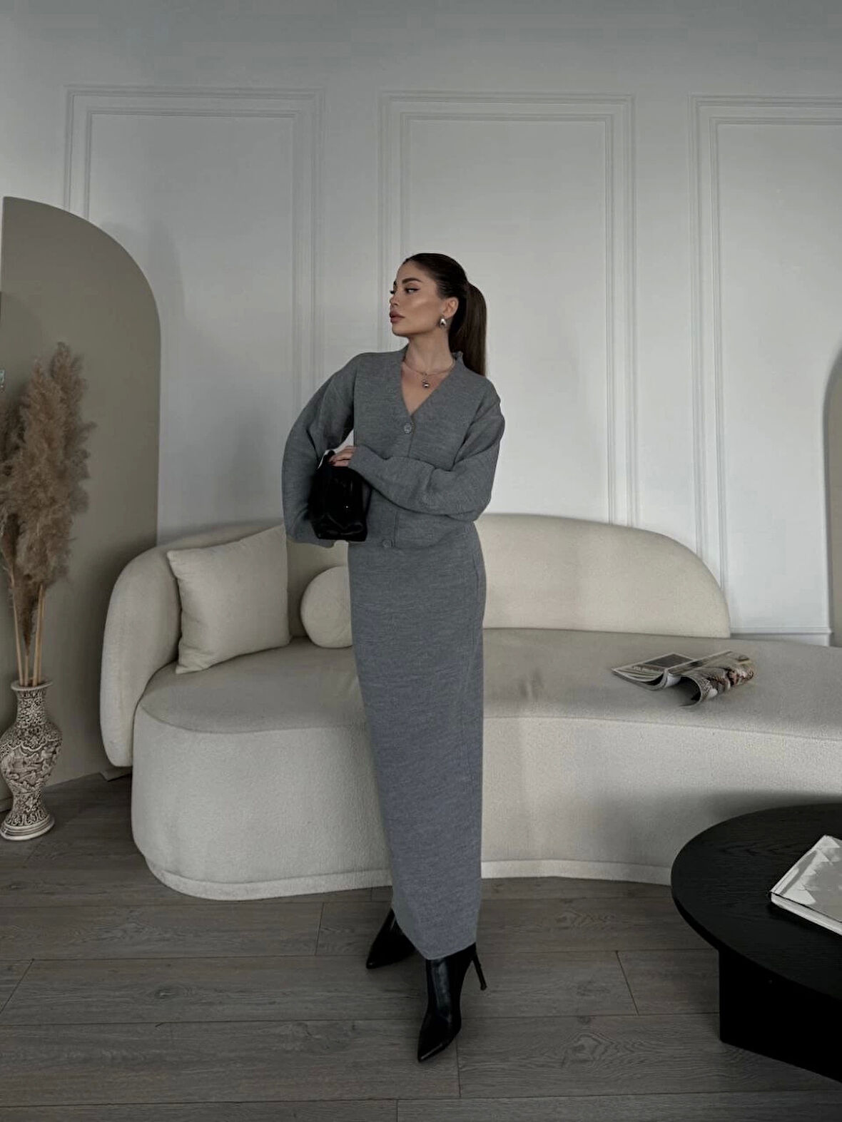 V Yaka 3 Düğmeli Hırka Takım Triko İkili Etekli - Gri