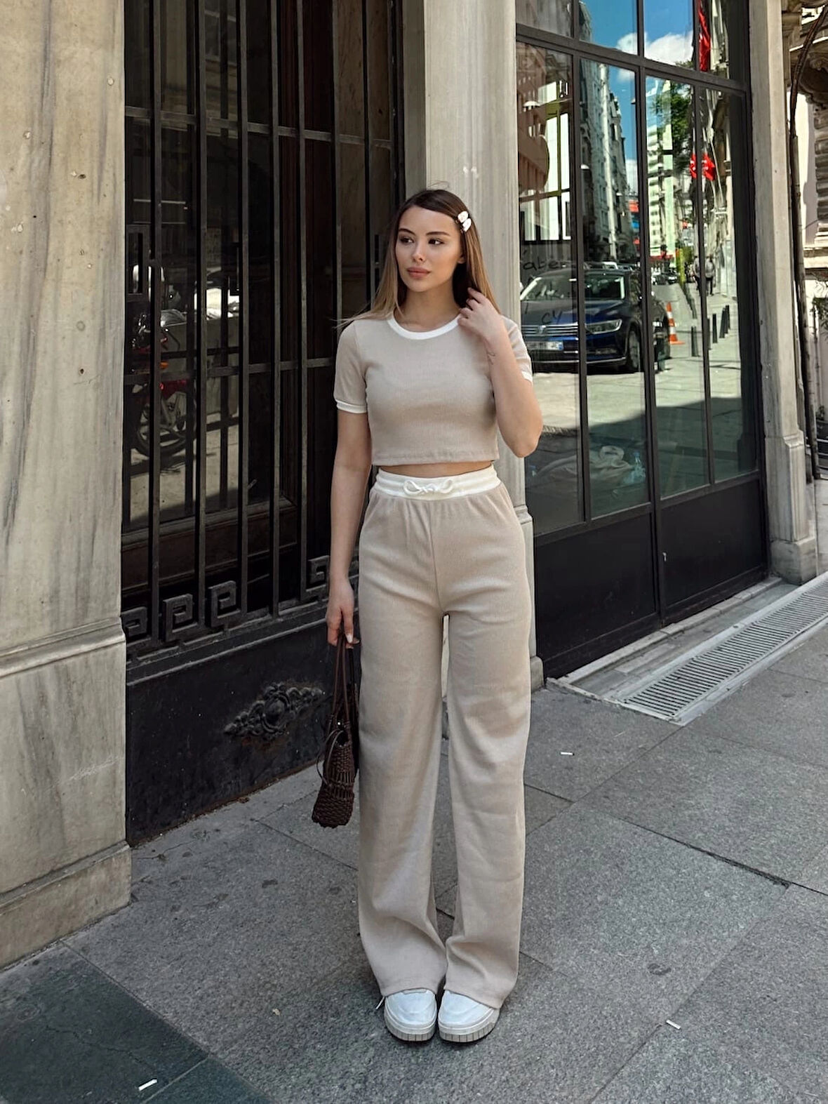 Crop pantolon biyeli takım bej