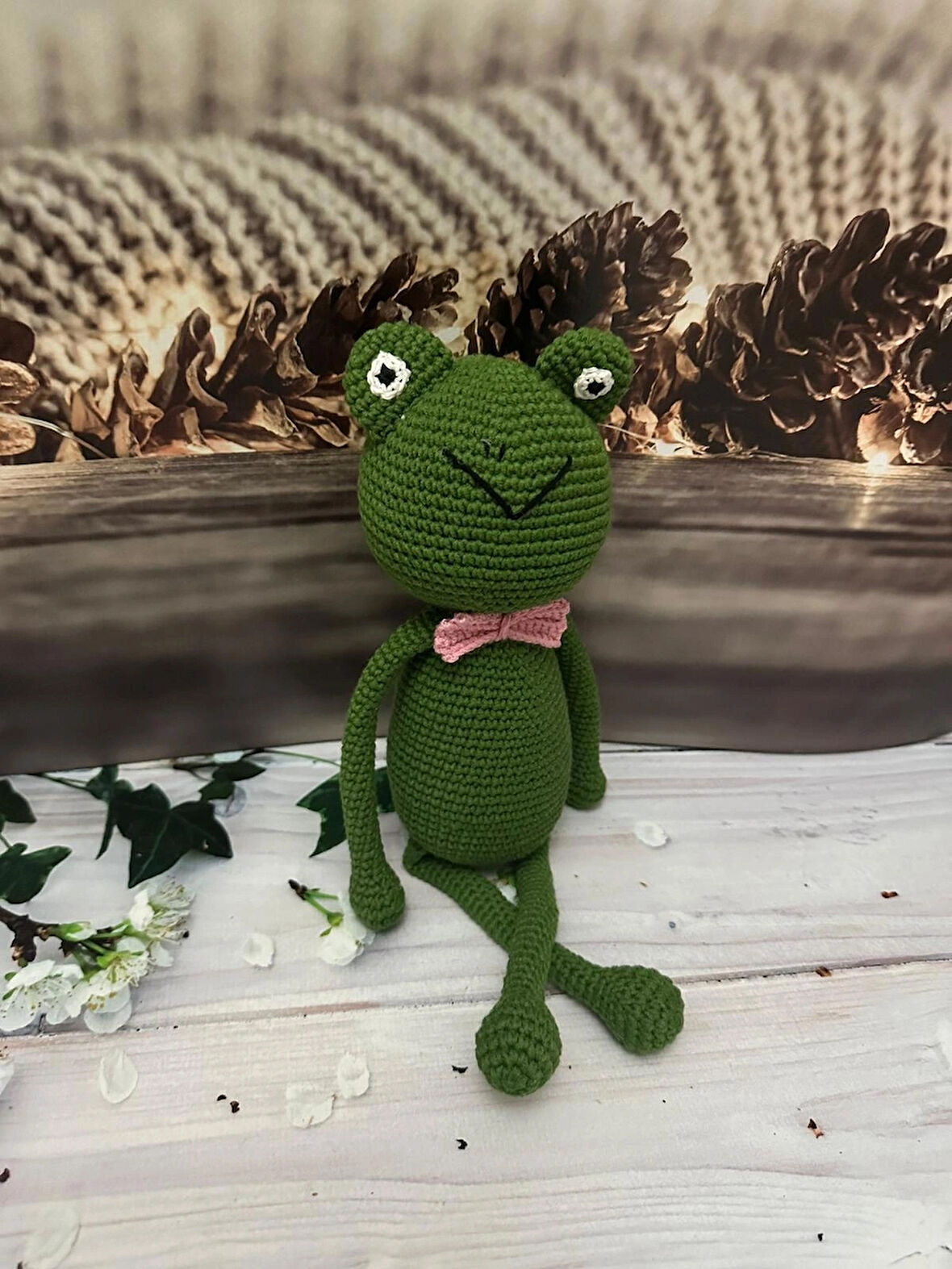 Amigurumi kurbağa oyuncak 35 cm