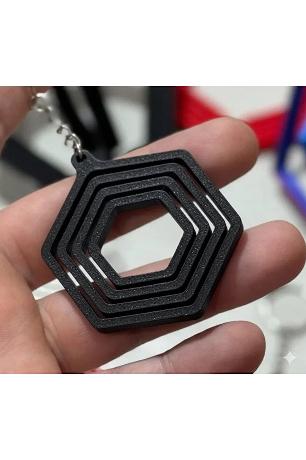 Geometrik Büyü: 3D Baskı İçi İçe Geçen Altıgen Anahtarlık (2'li Set)