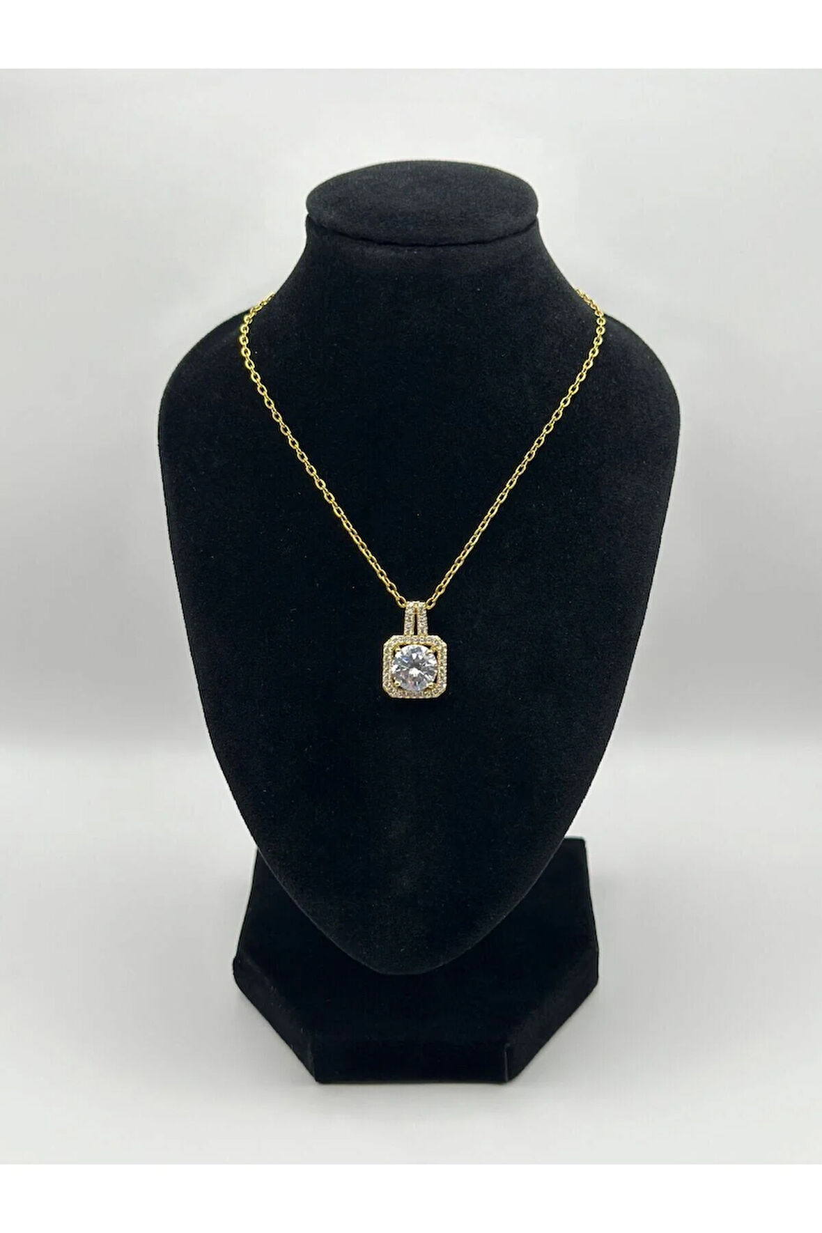 Çelik Zirkon Taşlı Kolye