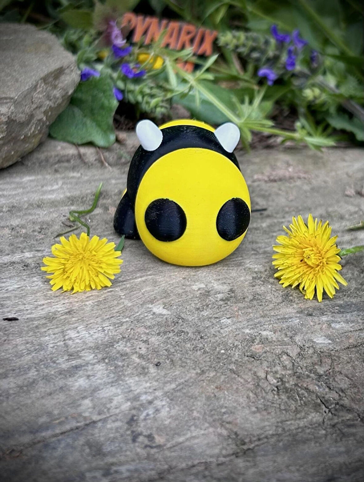 Arı Oyuncak - Altın Işık Çiçeği'nin Peşindeki Bebek Arı🌼🐝3D Hareketli Organik Model - Orta Boy