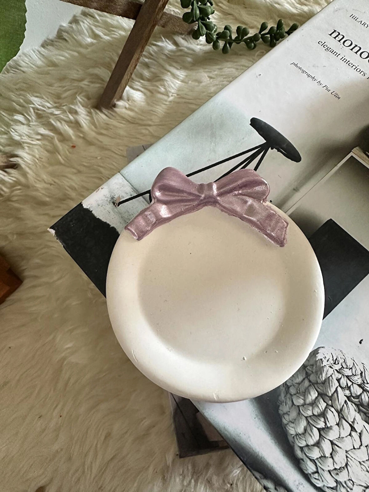 Evdeki Atölyem Fiyonk model bardak altı /takı tabağı