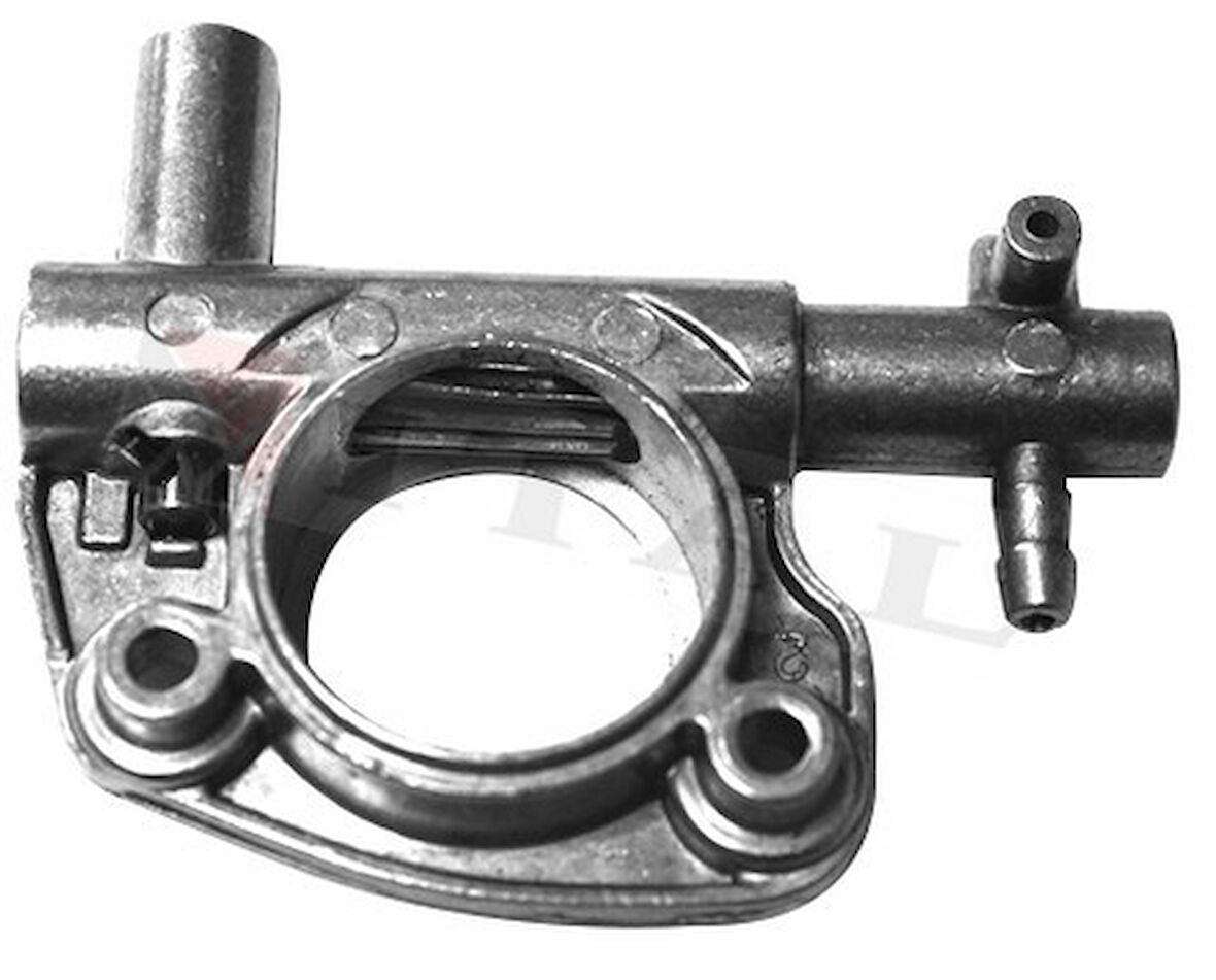 MOTORLU TESTERE YAĞ POMPASI OLEOMAC 952/937/940C/941CX/941C/947/952/GS520 İTAL