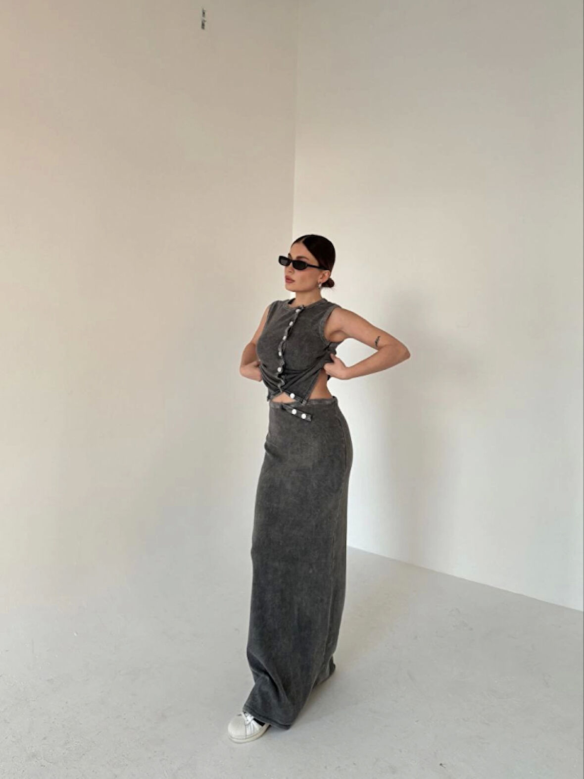 Uzun Etekli Önü Düğmeli Badi İkili Takım- Antrasit