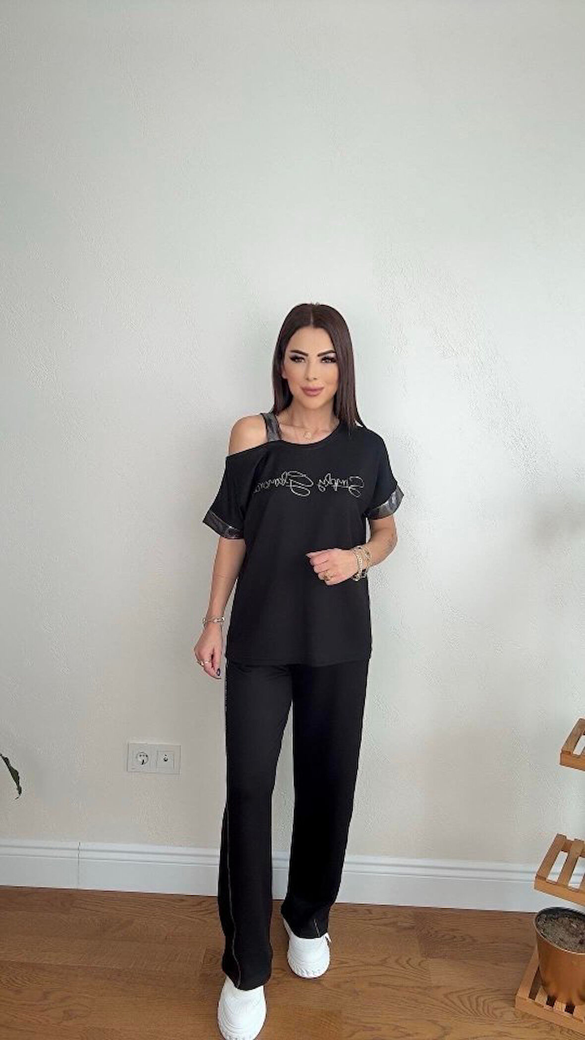 Kadın Kumaş Omuz Dekolteli Siyah Takım