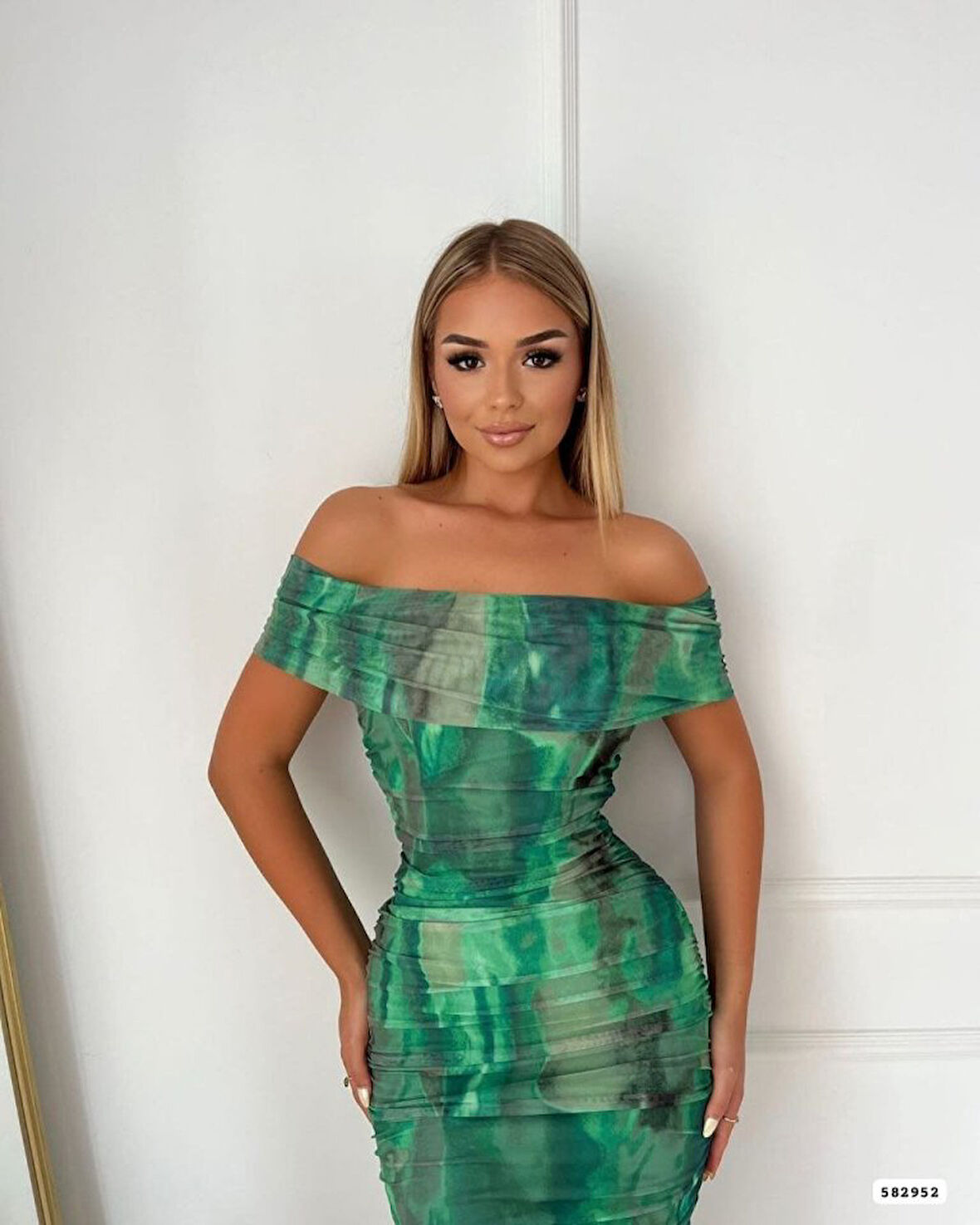 Kadın Madonna Yaka Tül Elbise