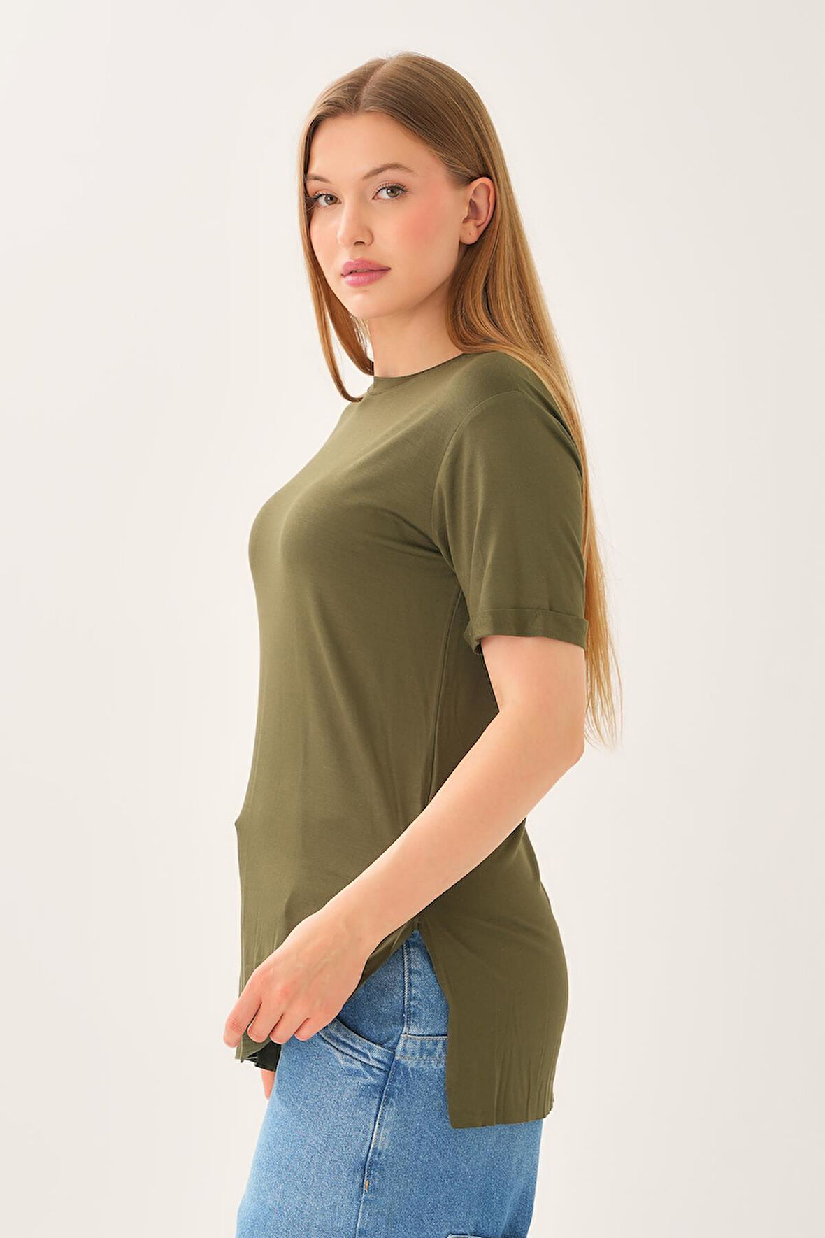 ALEXANDERGARDI BİSİKLET YAKA YANI YIRTMAÇLI T-SHİRT (B23-00113)