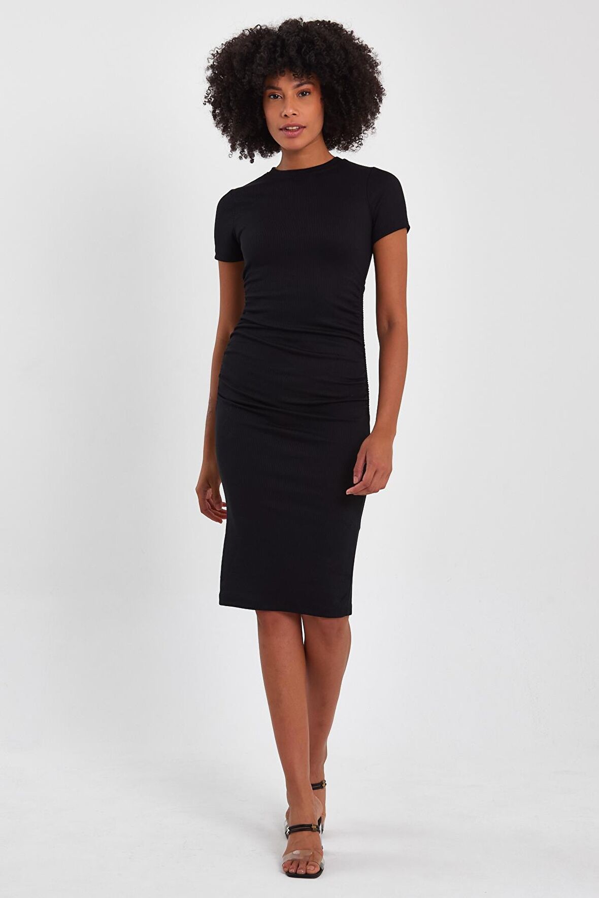 ALEXANDERGARDI YANLARI BÜZGÜLÜ KALEM ELBİSE (B23-00131)