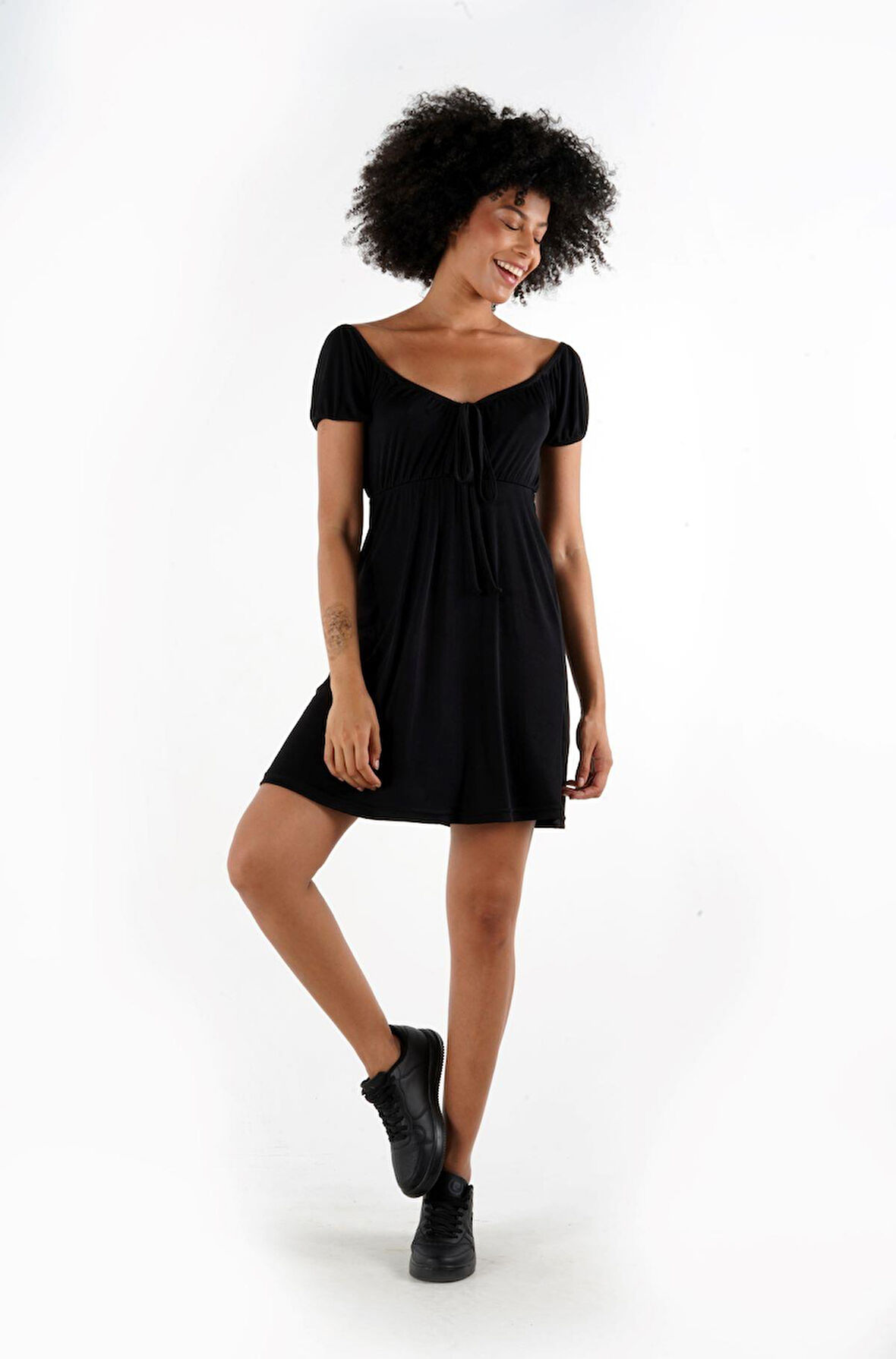 ALEXANDERGARDI ÖNÜ BÜZGÜ VE BAĞLAMA DETAYLI MİNİ ELBİSE (B24-00110)