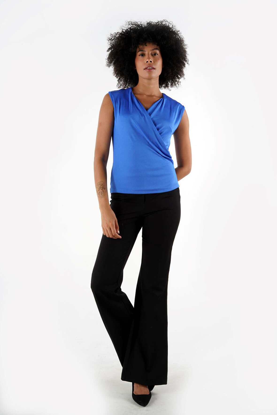 ALEXANDERGARDI KRUVAZE YAKA KOLSUZ BLUZ (B24-38001)