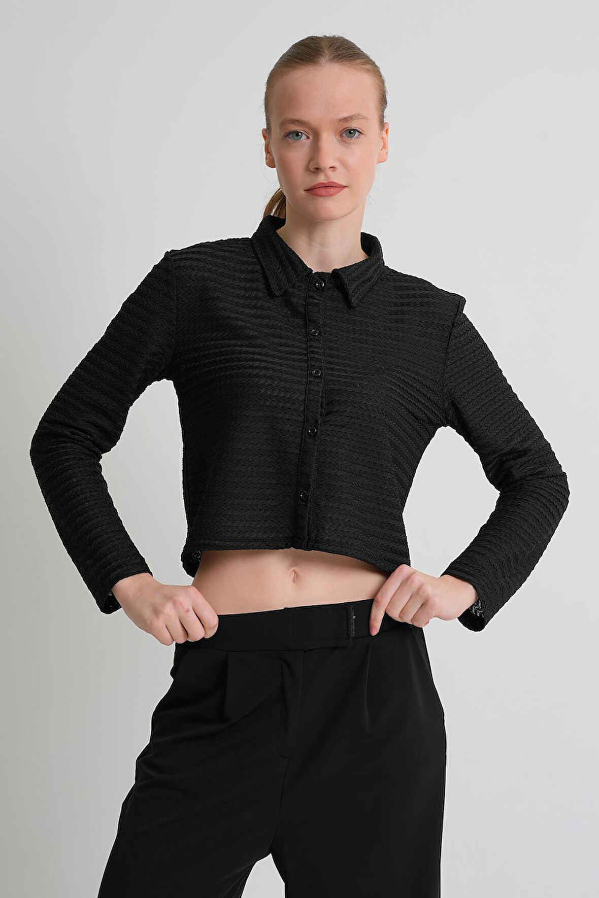 ALEXANDERGARDI Desenli Uzun Kollu Dokulu Crop Gömlek