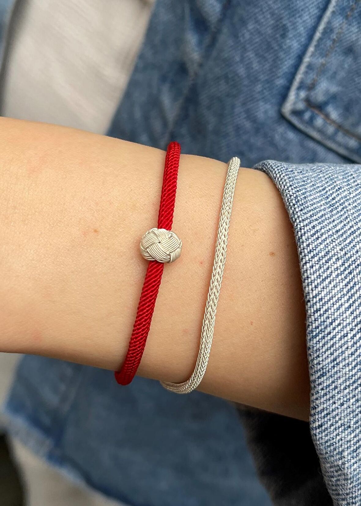 Gümüş Kazaziye Zincir ve  Top Detaylı Renkli İkili Bileklik Seti 