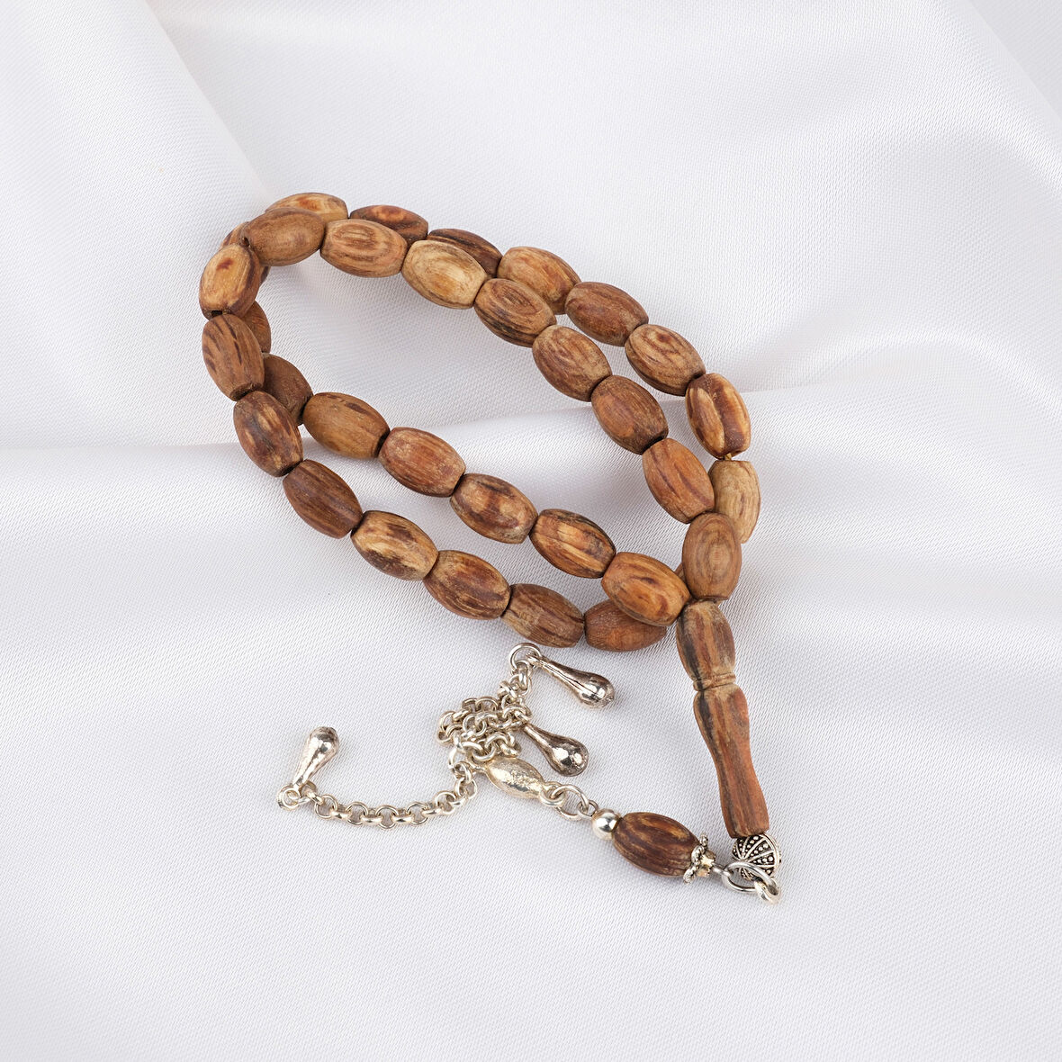 Kör Diken Ağacı Alpaka Püsküllü Fıçı Kesim 7.5x10mm Tesbih