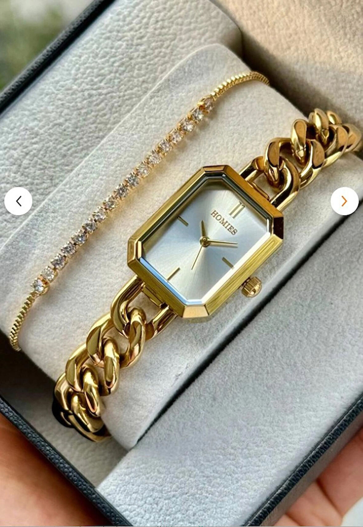 Bileklik Görünümlü Gold Dikdörtgen Kasa Kadın Kol Saati