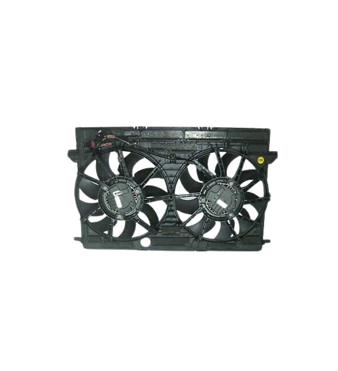 Audi A4 S4 RS4 A5 S5 RS5 A6 S6 A7 A8 S8 Q7 Q8 2016 Sonrası Fan Motoru Davlumbazlı 365 Mm 4 Fiş 400W