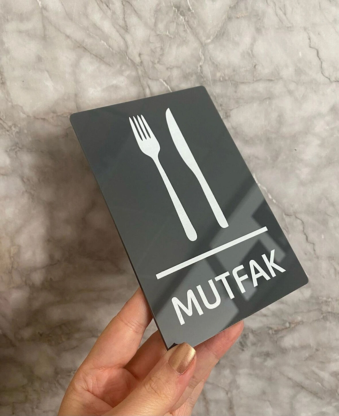 Basic Antrasit Seri Mutfak Uyarı Levhası