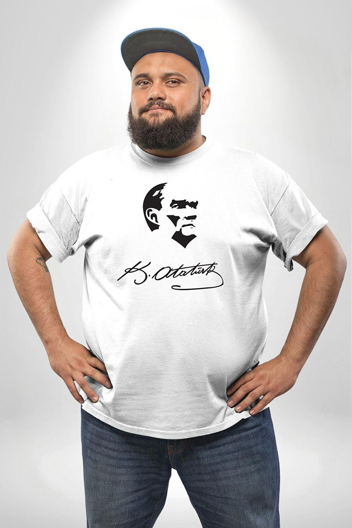 Kemal Atatürk İmza Ve Silüet  Beyaz Büyük Beden Kadın Erkek Ünisex  Basic Ön Baskılı Tişört