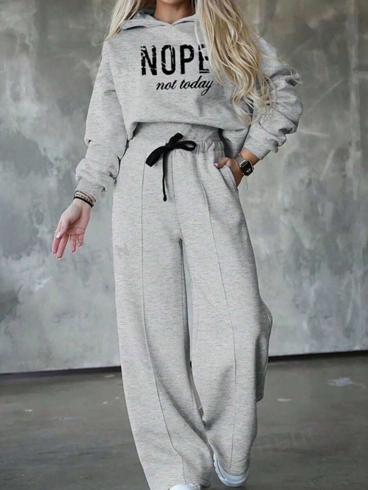 Livizmir Moda Kadın Uzun Kollu Nope Baskılı Beli Ribanalı Ikili Takım