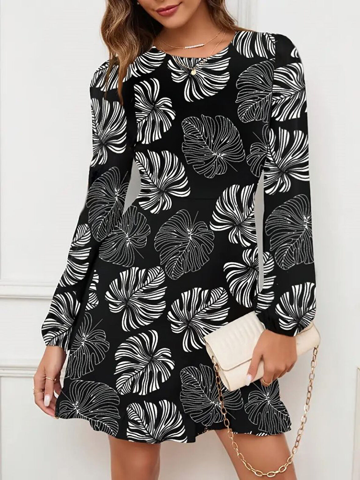 Livizmir Moda Kadın Uzun Kollu Bisiklet Yaka Desenli Kısa Krep Elbise