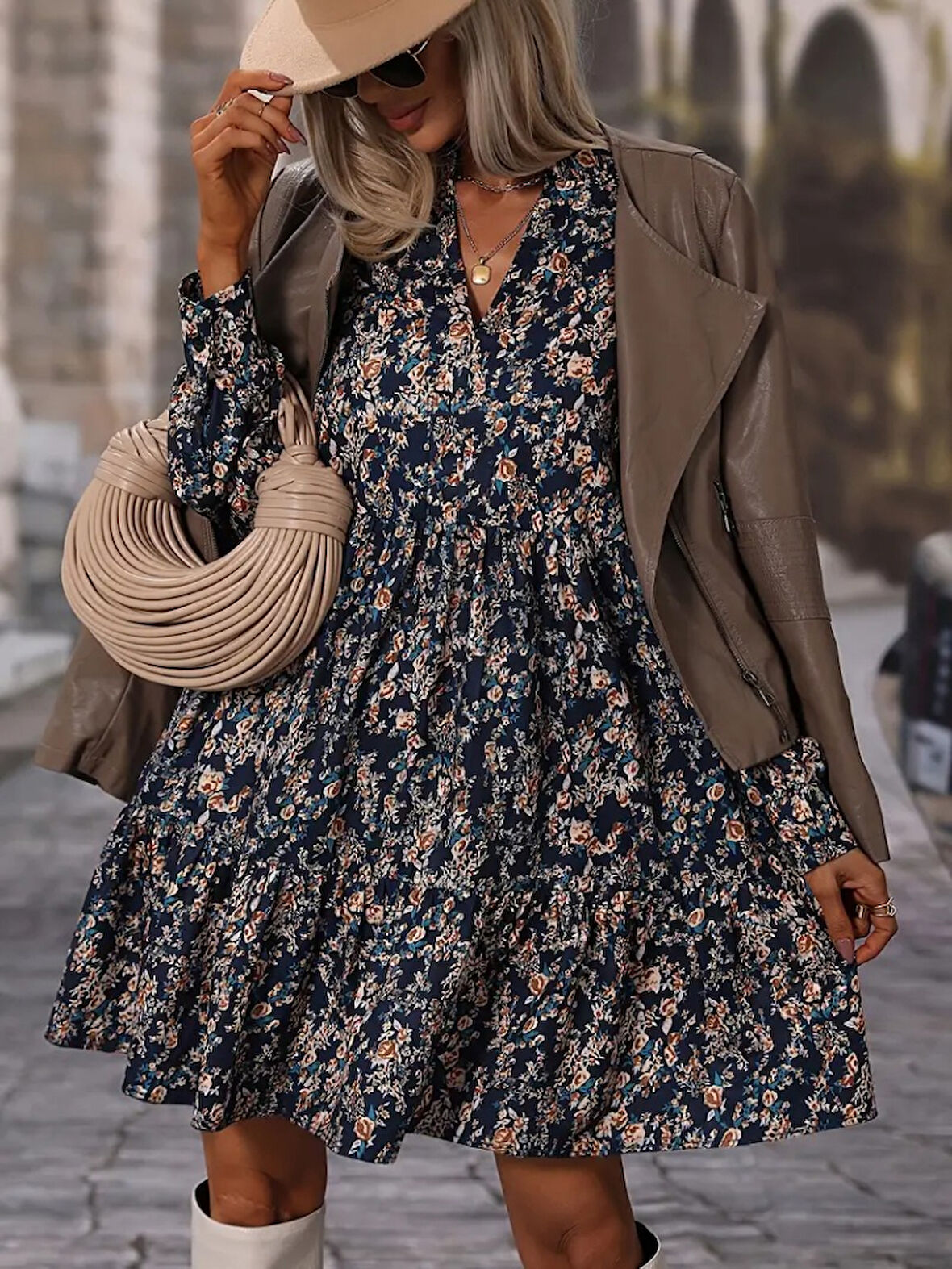 Livizmir Moda Kadın Uzun Kollu Hakim V Yakalı Desenli Volanlı Süprem Elbise