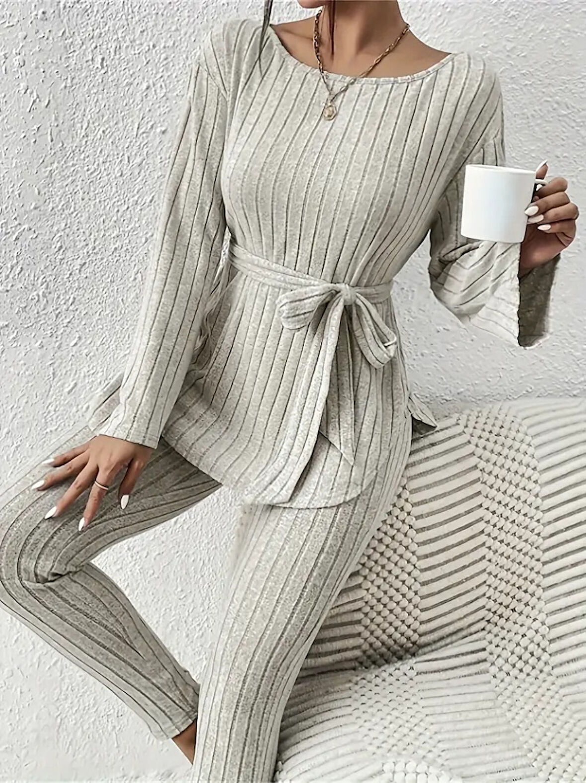 Livizmir Moda Kadın Uzun Kollu Tek Omuzu Açık Belden Kuşaklı şardonlu Kaşkorse Bluz Ve Tayt Pantolon