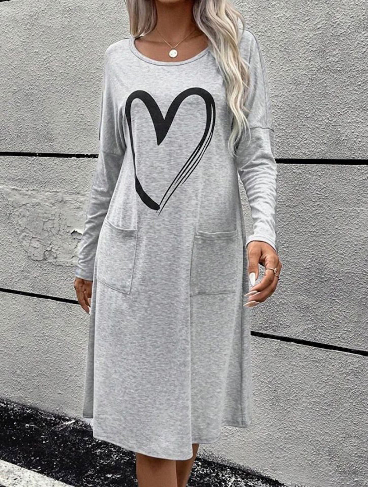 Livizmir Moda Kadın Bisiklet Yaka Kalp Desenli Önden Cepli İki İplik Elbise