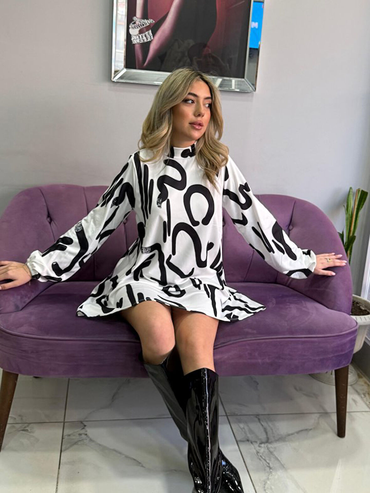 Livizmir Moda Kadın Uzun Kollu Yarı Balıkçı Yaka Desenli Kısa Dalgıç Elbise