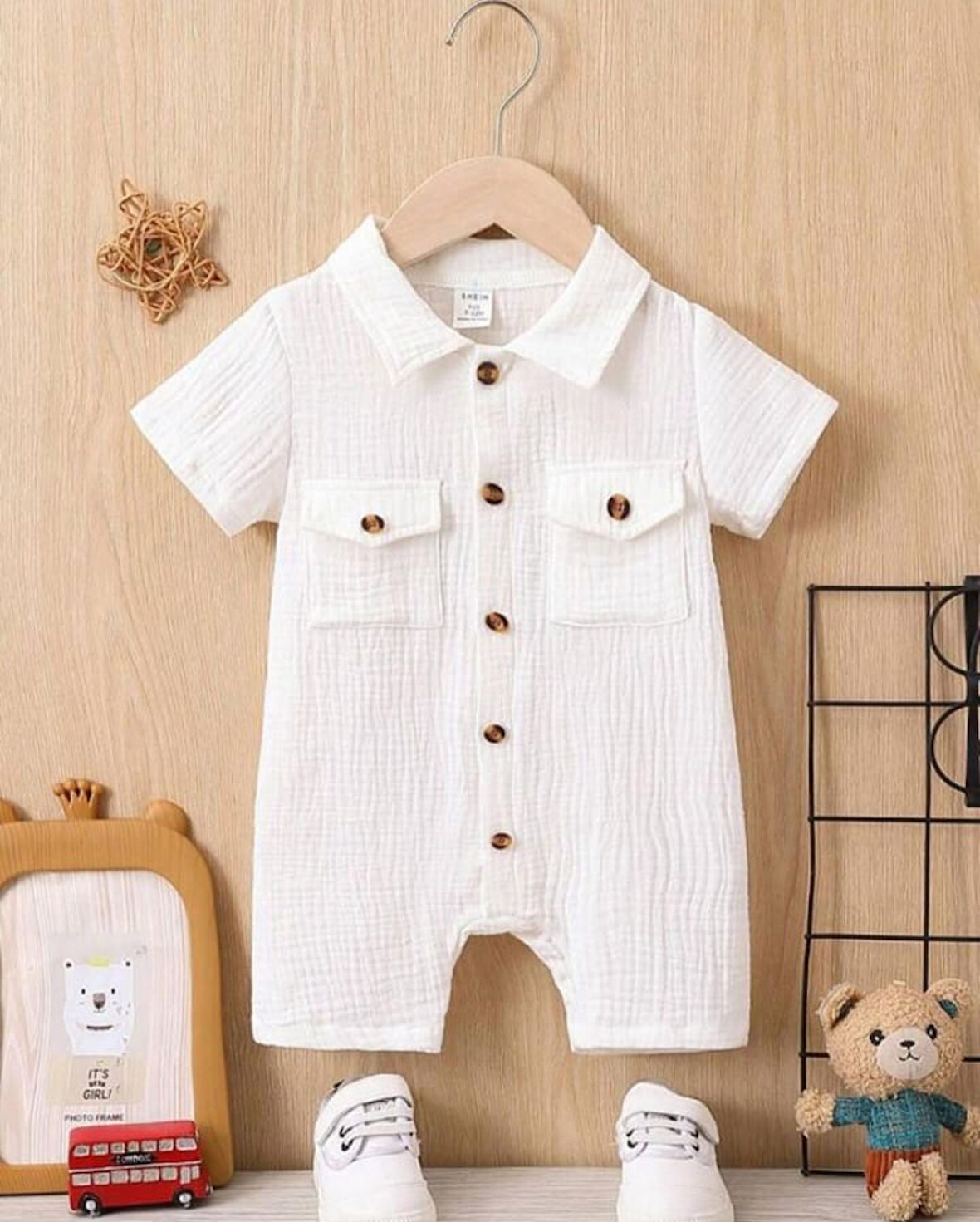 Unisex Bebek&Çocuk %100 Pamuklu Tahta Düğmeli Cepli Müslin Tulum-Beyaz | 3-6 ay